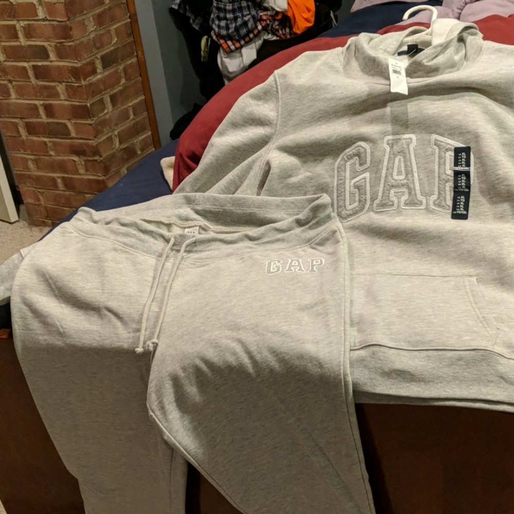 Sweat suit - Picture 1 of 1